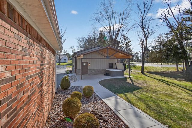 242 Steves Scenic Drive, Horton, MI 49246