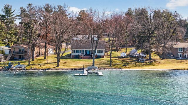 242 Steves Scenic Drive, Horton, MI 49246