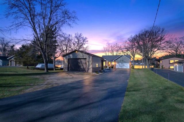 242 Steves Scenic Drive, Horton, MI 49246