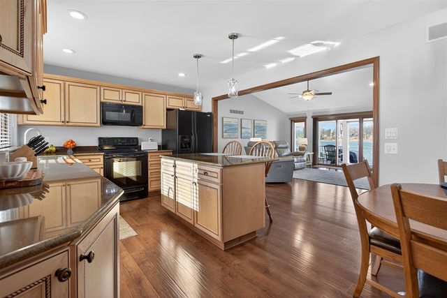 242 Steves Scenic Drive, Horton, MI 49246