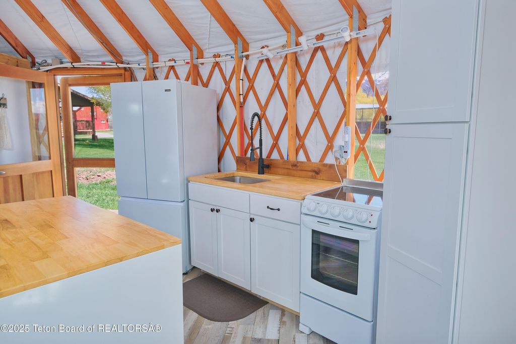 36 TRUMPETER Lane, Swan Valley, ID 83449 photo 41