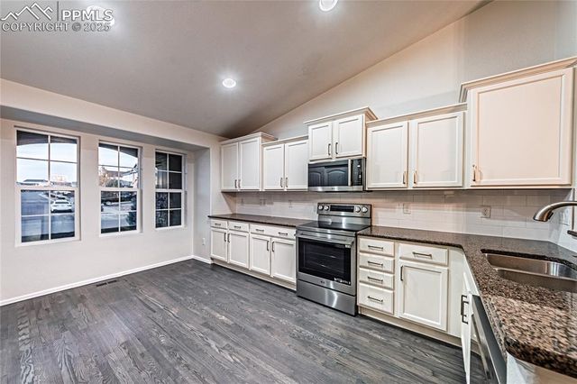 7128 Mustang Rim Drive, Colorado Springs, CO 80923