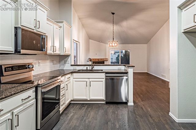 7128 Mustang Rim Drive, Colorado Springs, CO 80923