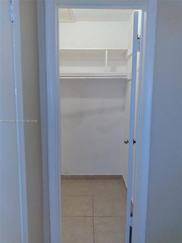 7056 SW 22nd St, Miami, FL 33155