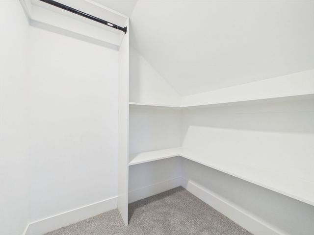 5 Weaver St, New Bedford, MA 02740