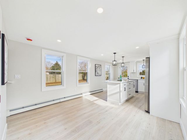 5 Weaver St, New Bedford, MA 02740