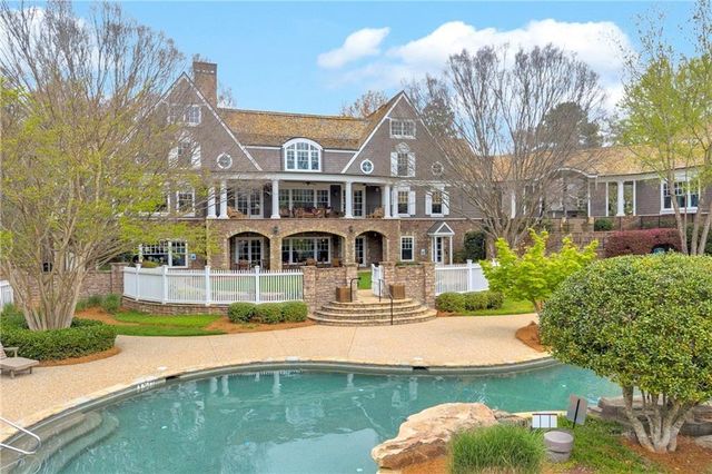 7134 Bluebird Cove, Gainesville, GA 30506