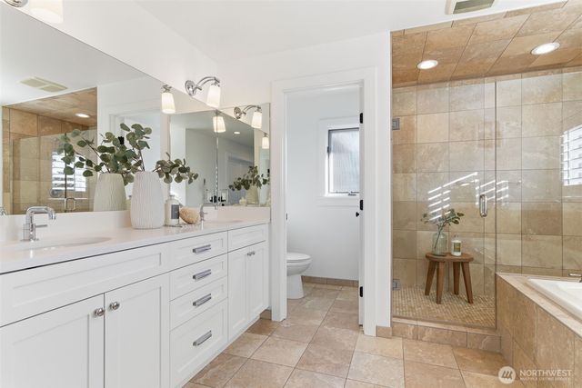 1204 6th Street W, Kirkland, WA 98033