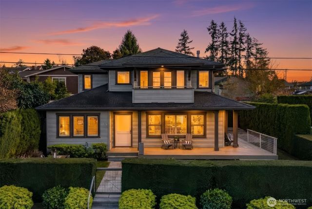 1204 6th Street W, Kirkland, WA 98033