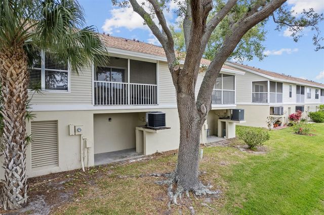 12239 SUN VISTA CT E COURT E, Treasure Island, FL 33706