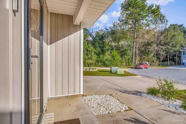 1904 Mary Jo Way, Pensacola, FL 32534