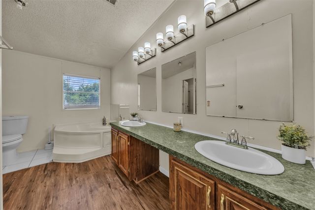 11625 Creekview Road, Crowley, TX 76036
