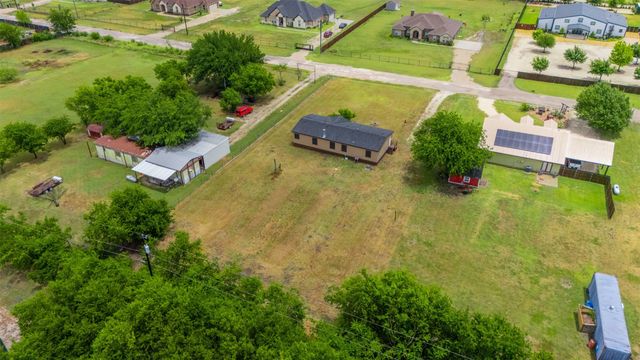 11625 Creekview Road, Crowley, TX 76036