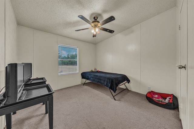 11625 Creekview Road, Crowley, TX 76036