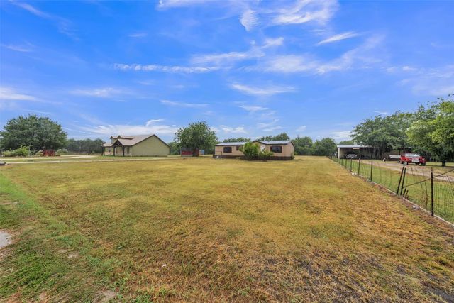 11625 Creekview Road, Crowley, TX 76036