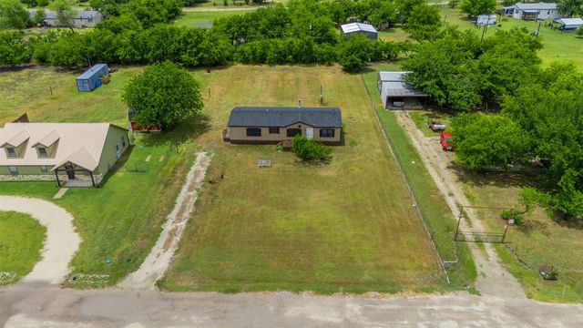 11625 Creekview Road, Crowley, TX 76036