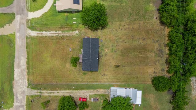 11625 Creekview Road, Crowley, TX 76036