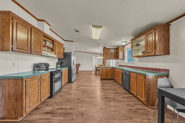 11625 Creekview Road, Crowley, TX 76036