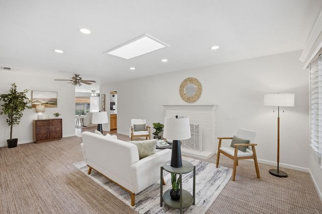 1836 Venus Dr, Sacramento, CA 95864