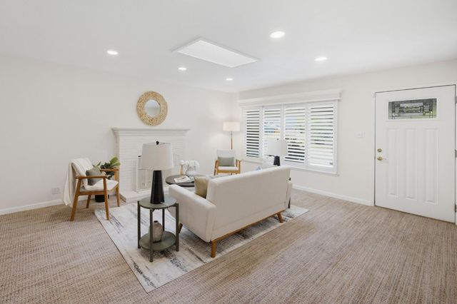 1836 Venus Dr, Sacramento, CA 95864