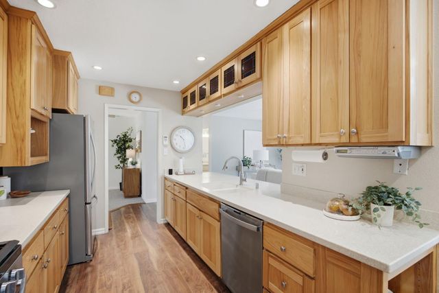 1836 Venus Dr, Sacramento, CA 95864