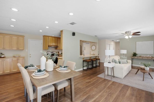 1836 Venus Dr, Sacramento, CA 95864