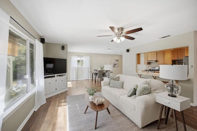 1836 Venus Dr, Sacramento, CA 95864