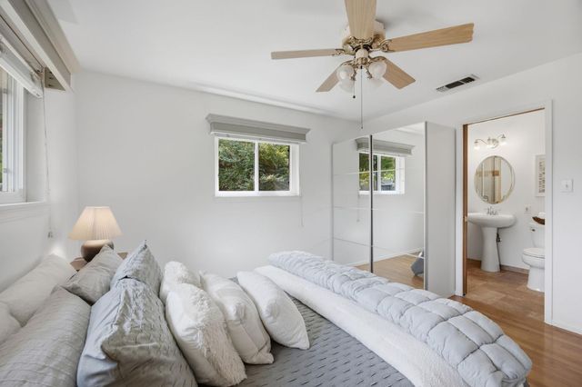1836 Venus Dr, Sacramento, CA 95864
