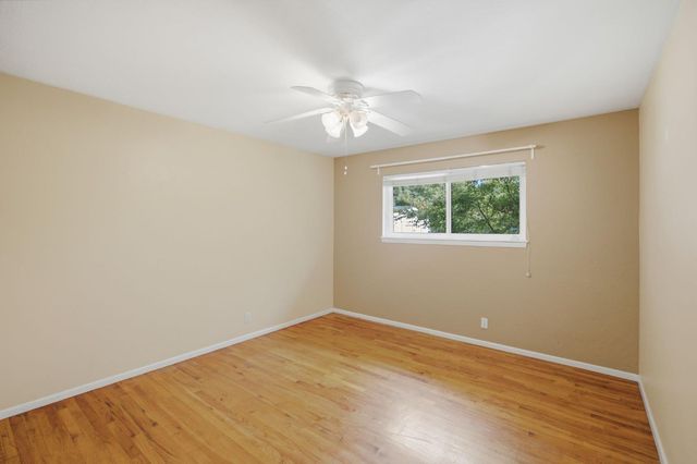 1836 Venus Dr, Sacramento, CA 95864
