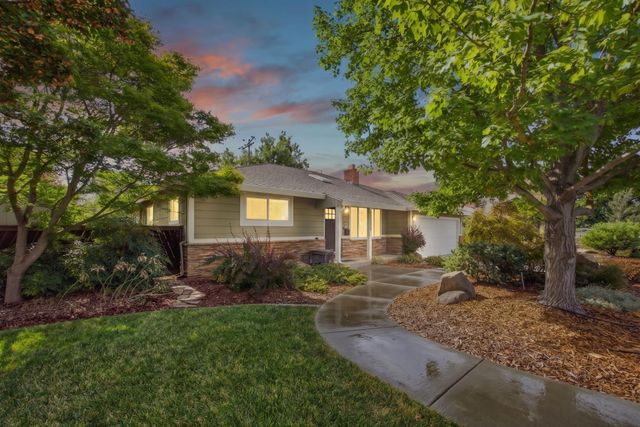 1836 Venus Dr, Sacramento, CA 95864