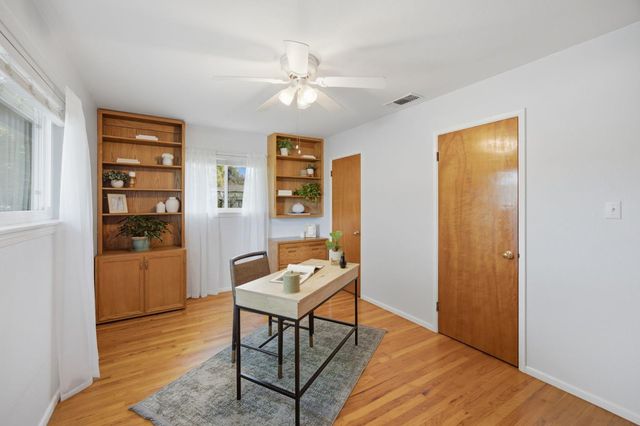 1836 Venus Dr, Sacramento, CA 95864