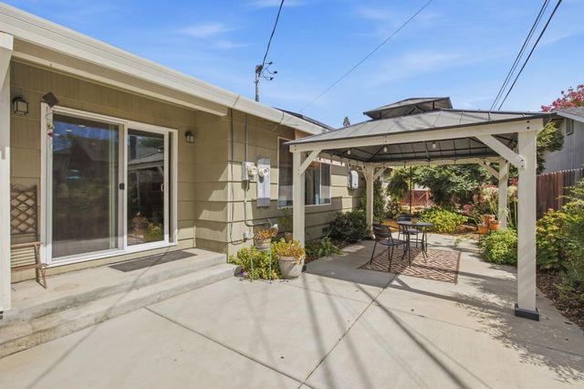 1836 Venus Dr, Sacramento, CA 95864