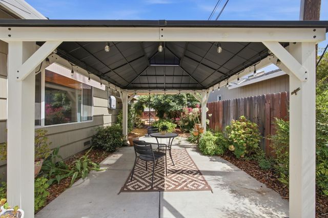1836 Venus Dr, Sacramento, CA 95864