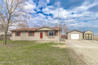 17151 W State Route 105, Elmore, OH 43416