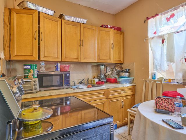 499 NE 64TH Street, Miami, FL 33138