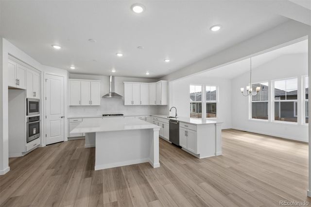 3661 N Hayleyville Street, Aurora, CO 80019