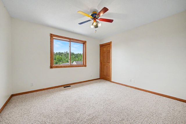 35824 Lincoln Road, North Branch, MN 55056