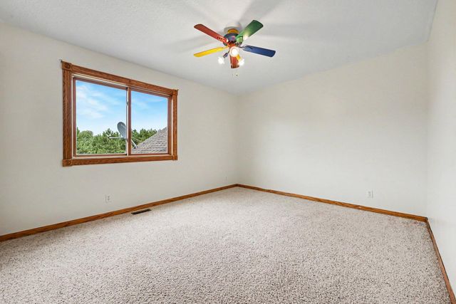 35824 Lincoln Road, North Branch, MN 55056