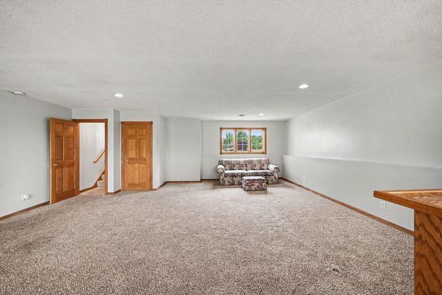 35824 Lincoln Road, North Branch, MN 55056