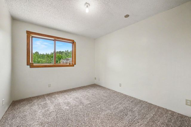 35824 Lincoln Road, North Branch, MN 55056