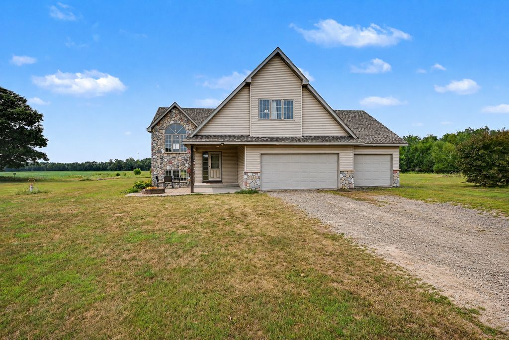 35824 Lincoln Road, North Branch, MN 55056 — photo 2