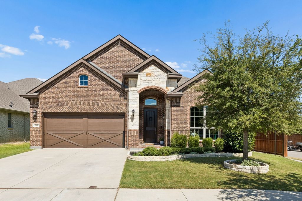 200 Gill Point Lane, Aledo, TX 76008 — exterior