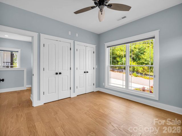 285 Mount Allen Heights, Black Mountain, NC 28711