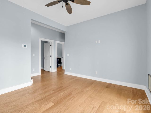 285 Mount Allen Heights, Black Mountain, NC 28711