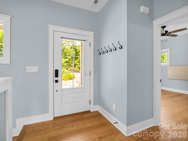 285 Mount Allen Heights, Black Mountain, NC 28711