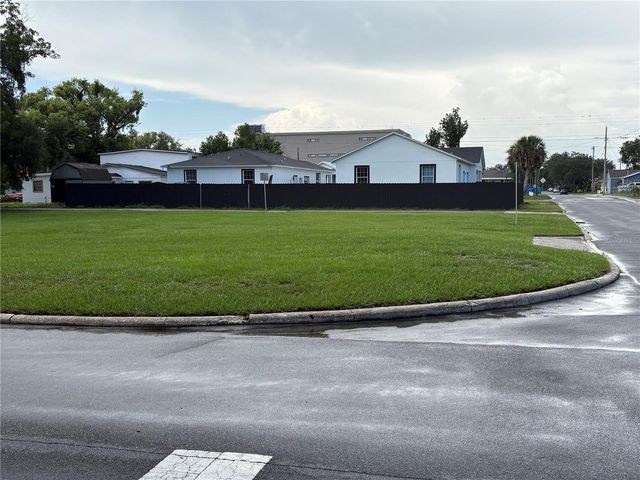 1233 N NEW YORK AVENUE, Lakeland, FL 33805