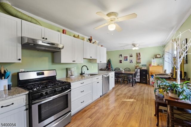 45 Village Rd, Pequannock Twp., NJ 07444