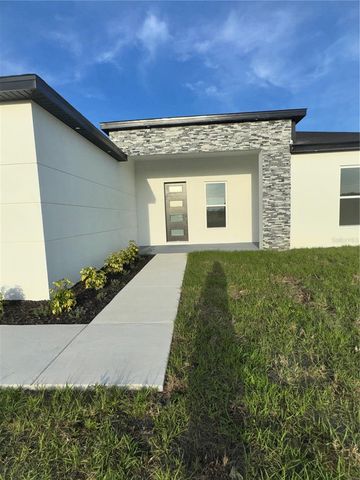 1721 MCCLELLAN ROAD, Frostproof, FL 33843