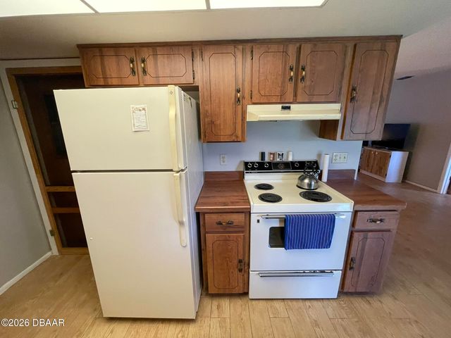 1000 Egret Court, Edgewater, FL 32141
