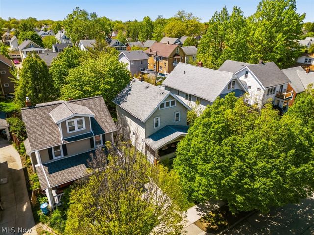 2218 Wyandotte Avenue, Lakewood, OH 44107